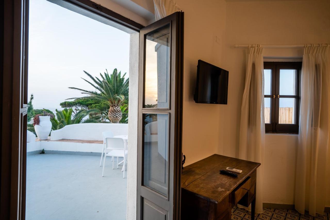 La Sciara Resort Hotel ストロンボリ エクステリア 写真